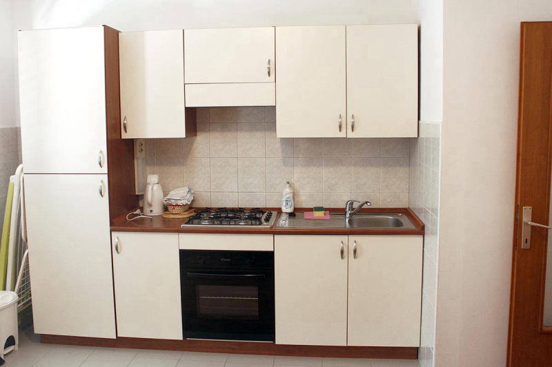 Podvornica apartments Metajna